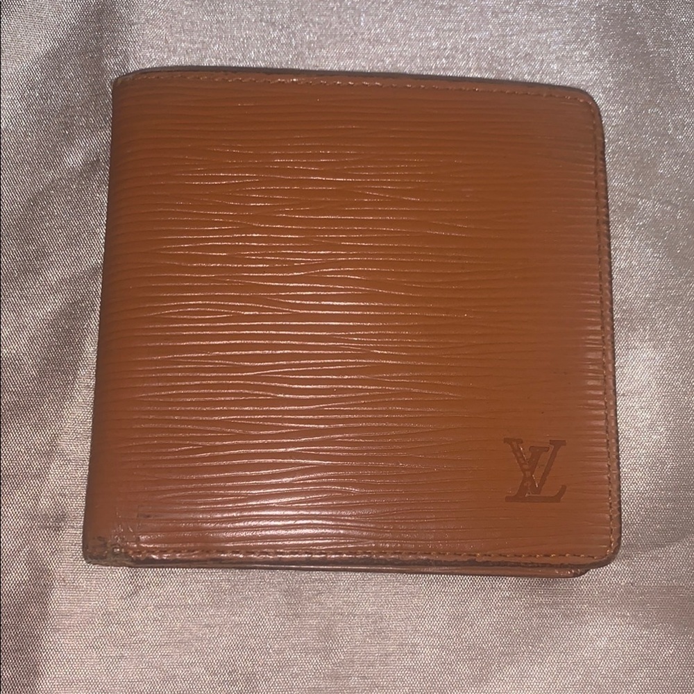 Louis Vuitton Brown EPi Leather Wallet EUC Authentic